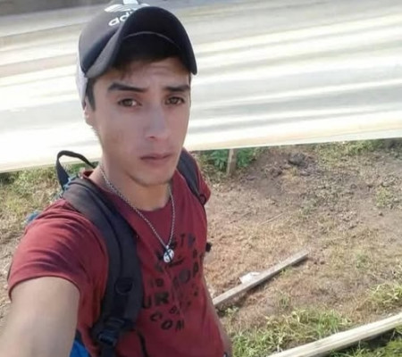 URGENTE: La familia de Adrián Zapata informa se encuentra desaparecido desde el lunes pasado